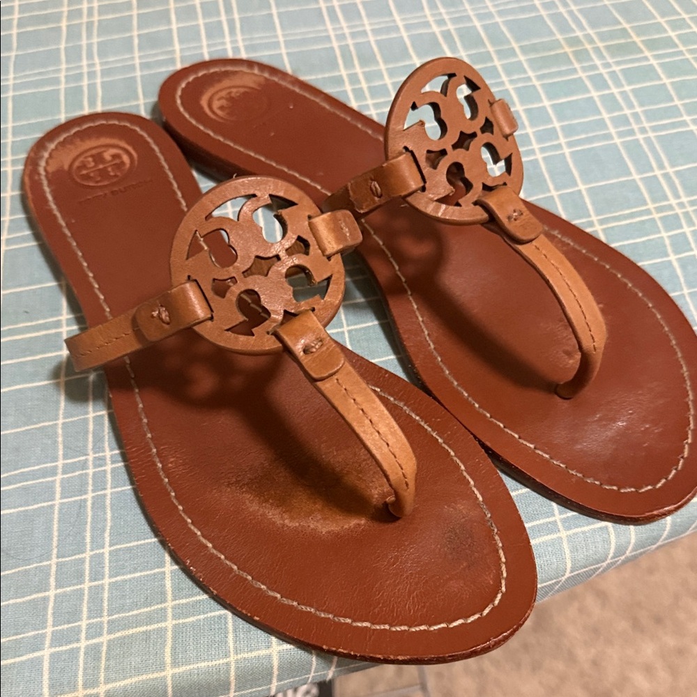 Tory Burch Tan Leather Sandals - Picture 4 of 4